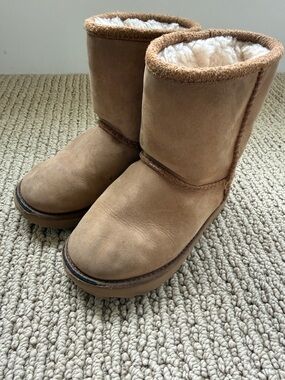 UGG Kids Classic Short Boots - Chestnut